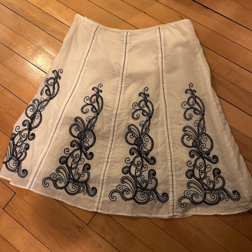 Ann Taylor skirt size 6